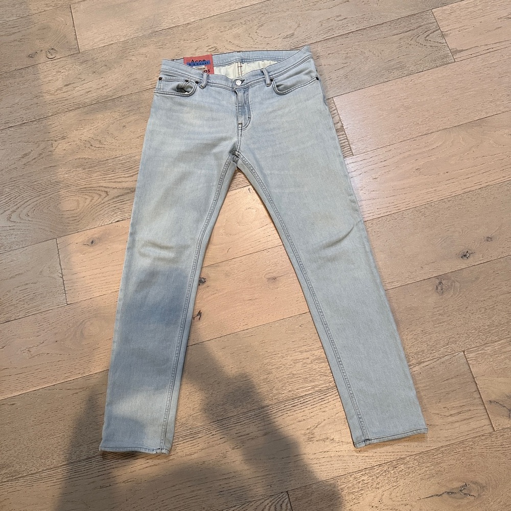 MENS ACME light wash denim jeans size 32! barely worn